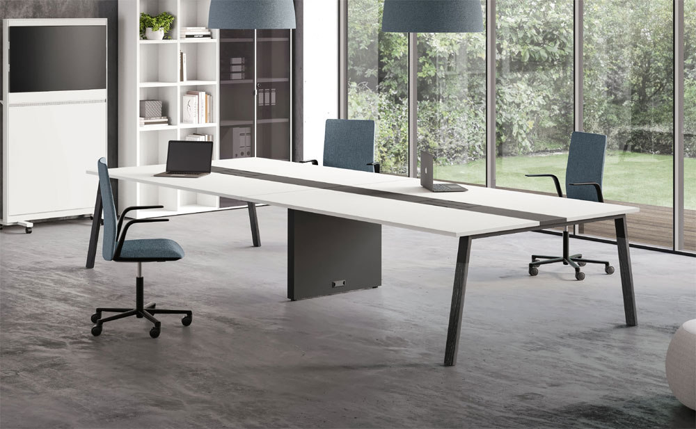 Table de réunion YES pieds bois avec câblage CONNECT