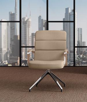 Fauteuil SCENA base pyramidale pivotante