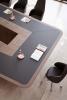 Table de conférence sur mesure en V MOOD 8